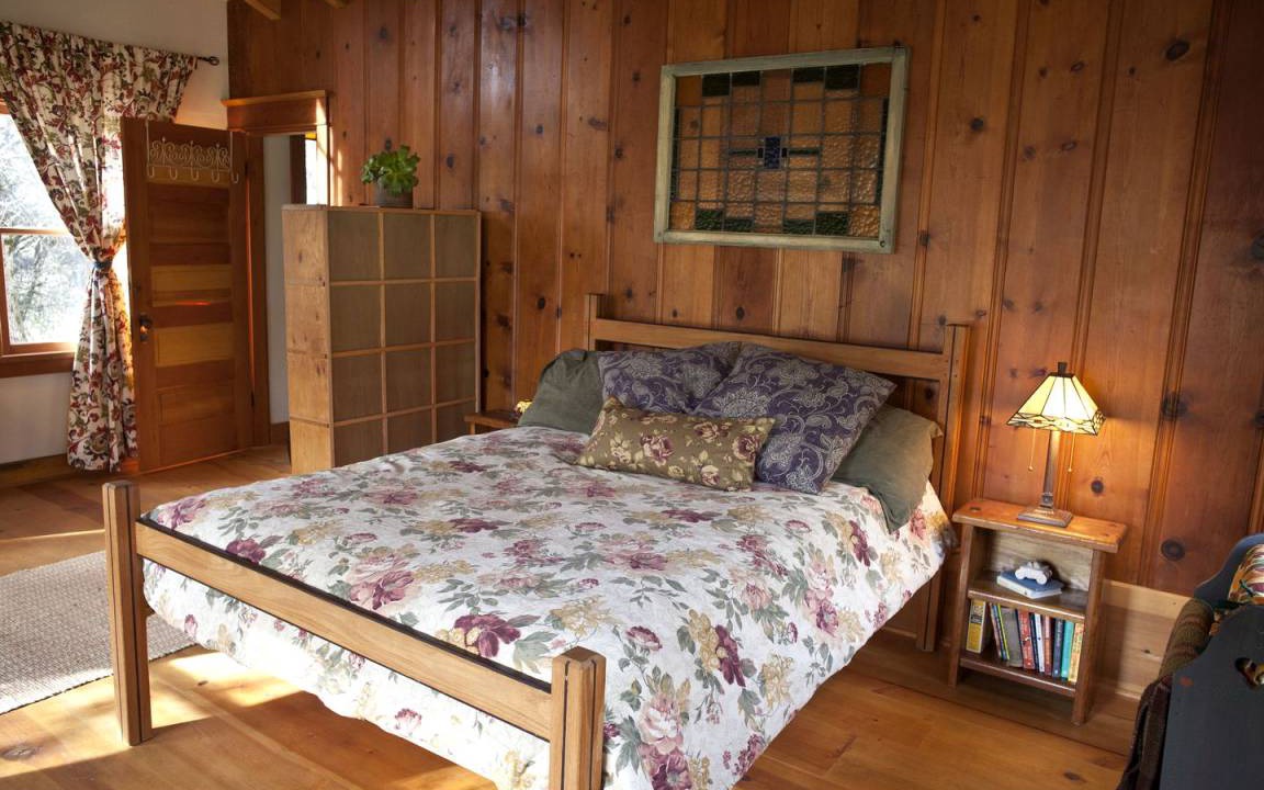 Photo of Bedroom in Oakhurst