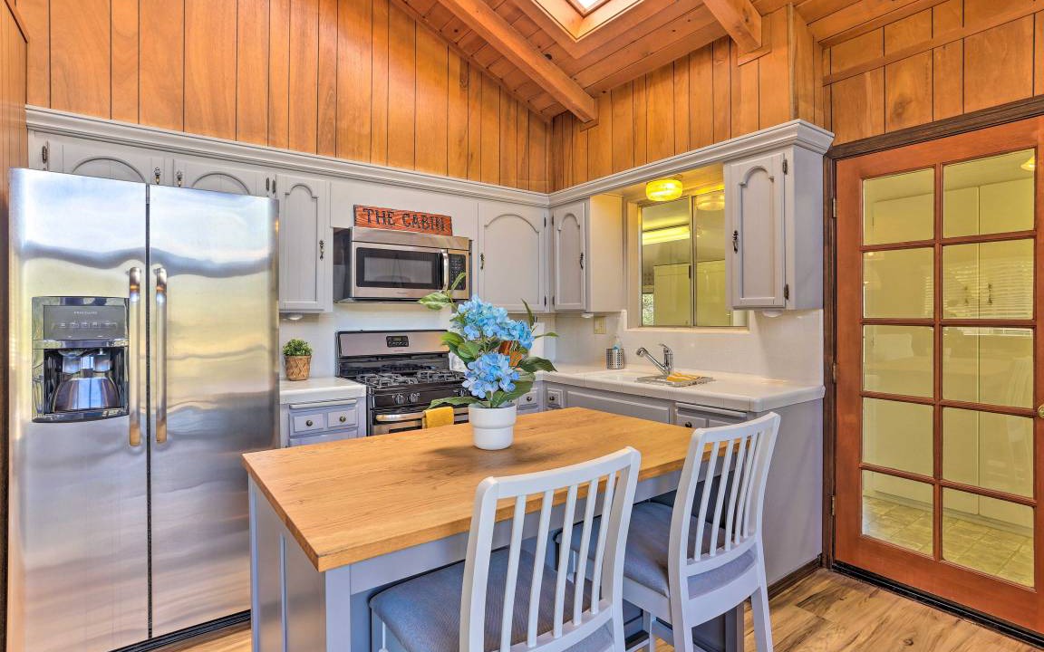 Photo of Kitchen in Yosemite Forks