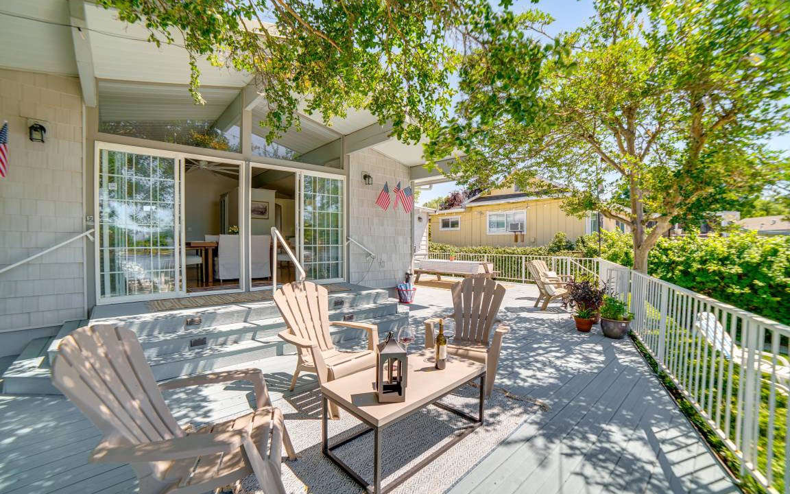 Photo of Patio Balcony in Lakeport