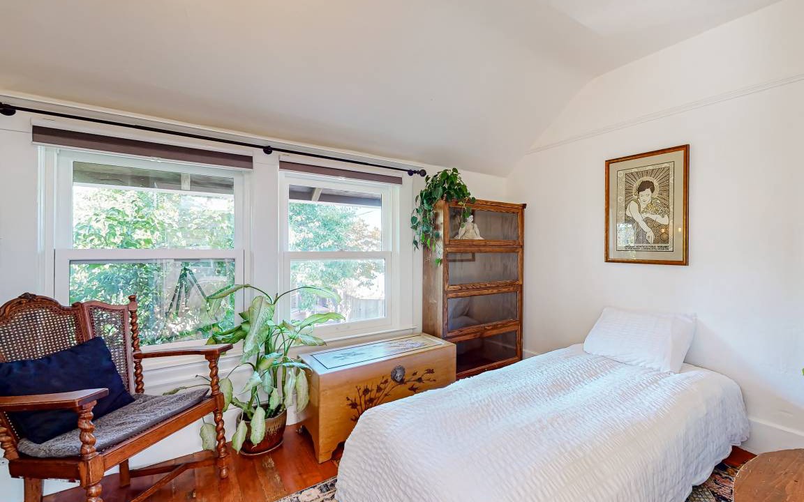 Photo of Bedroom in North Berkeley