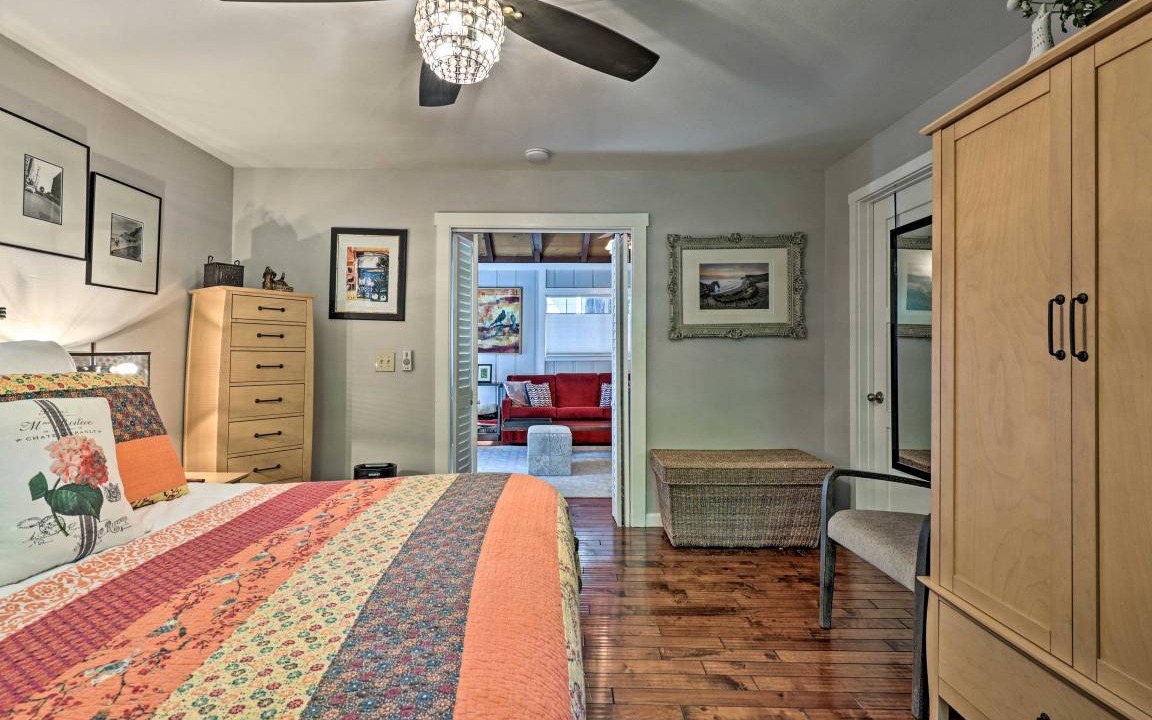 Photo of Bedroom in Guerneville