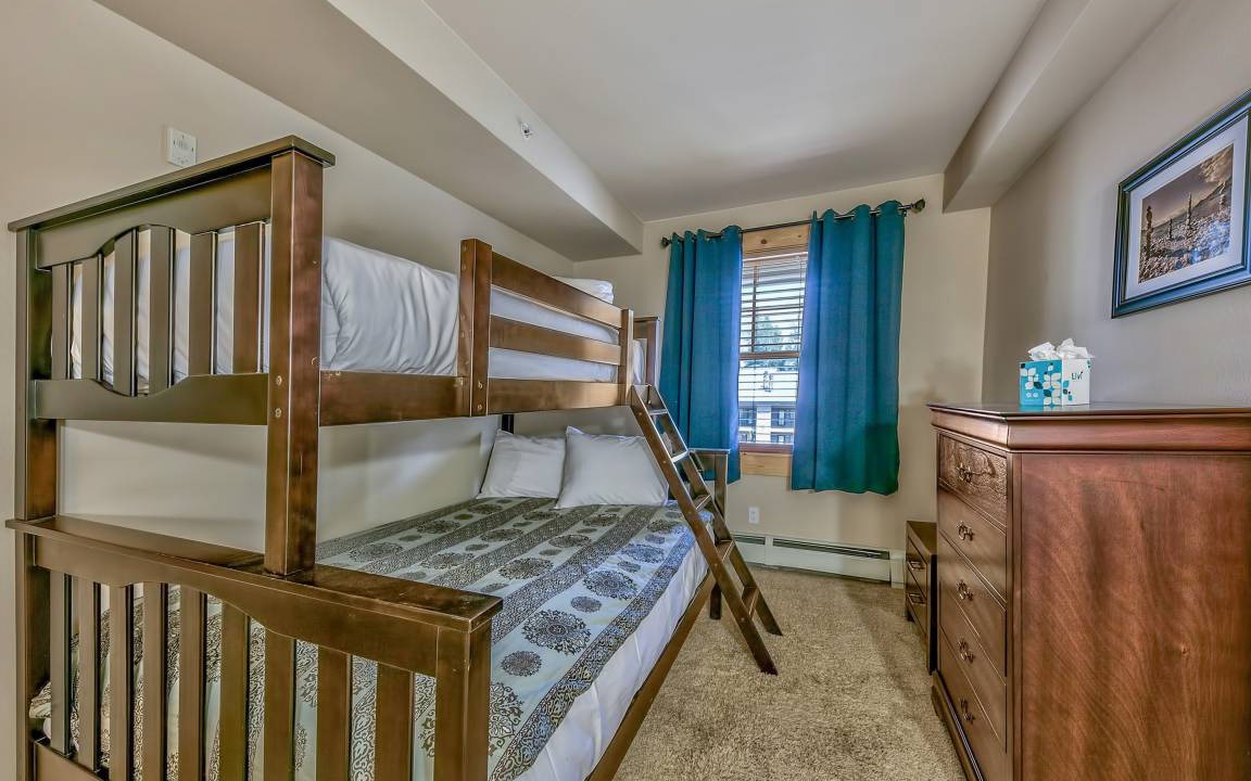 Photo of Bedroom in Kirkwood