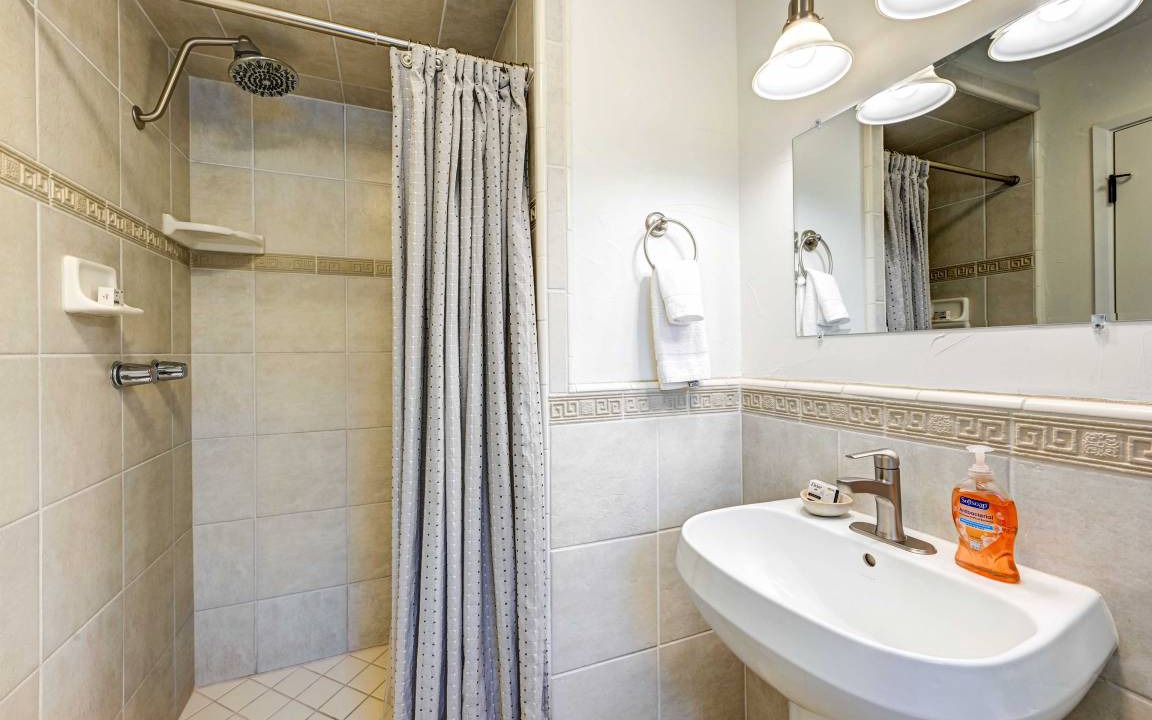 Photo of Bathroom in Oakhurst