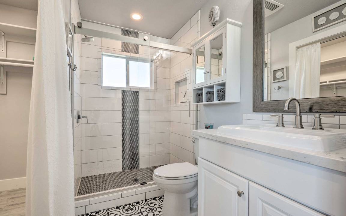 Photo of Bathroom in Crescent City North