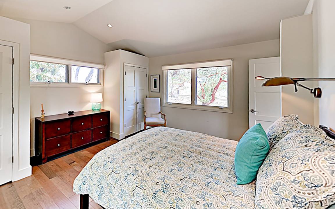 Photo of Bedroom in Santa Rosa