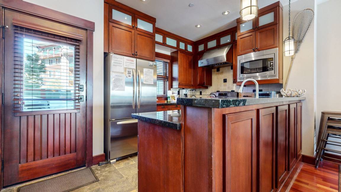Photo of Kitchen in Mammoth Lakes