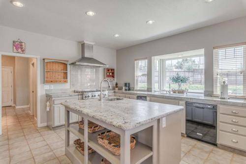 Photo of Kitchen in Shenandoah Valley