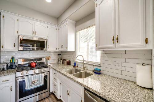 Photo of Kitchen in Pumpkin Center