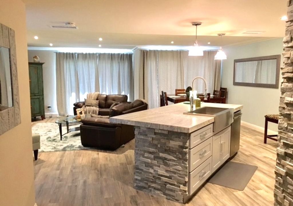 Photo of Livingroom in Townsite