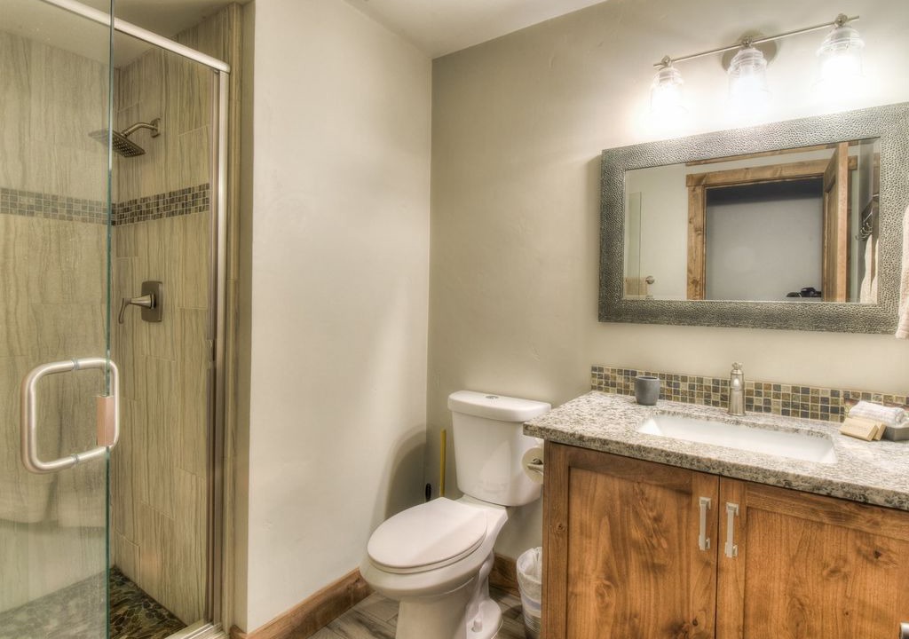 Photo of Bathroom in Tahoe Pines