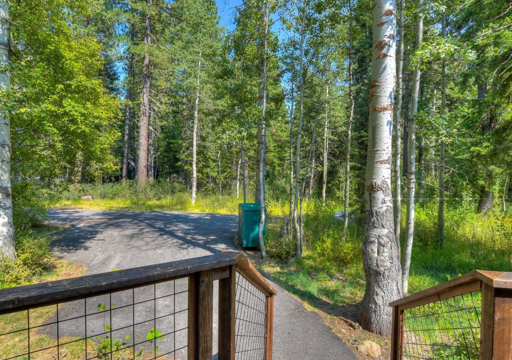 Photo of Others in Tahoe Pines