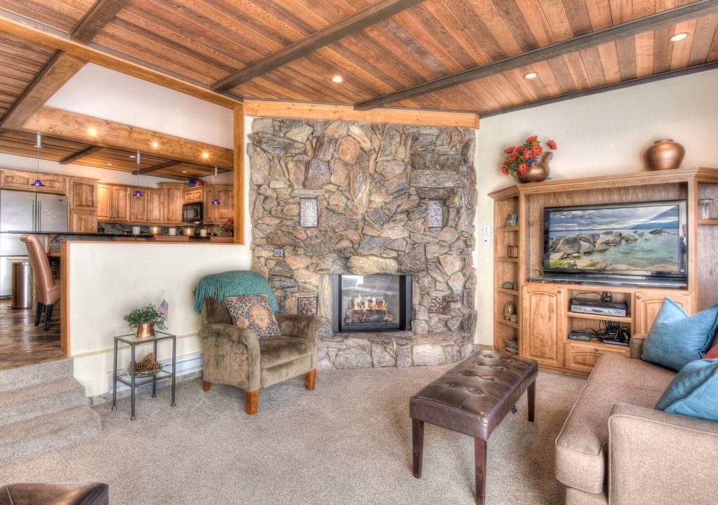 Photo of Livingroom in Brockway