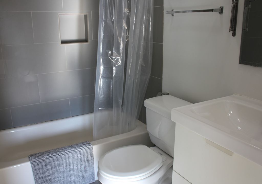 Photo of Bathroom in West Los Angeles