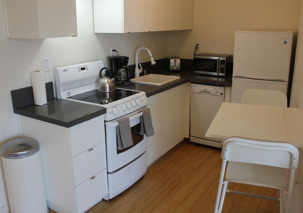 Photo of Kitchen in West Los Angeles