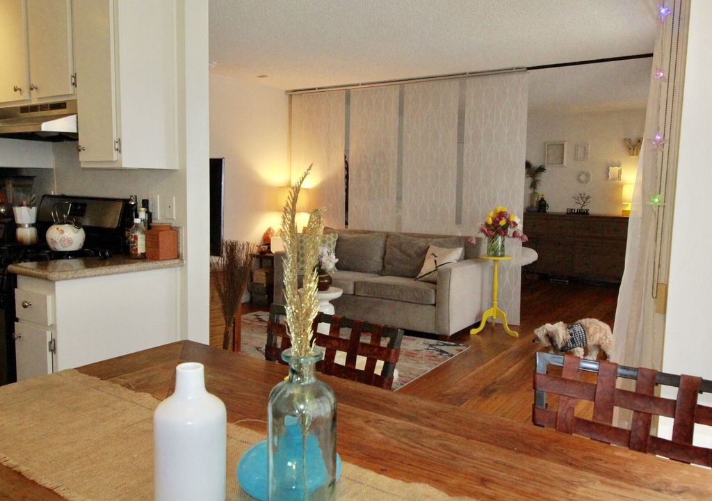 Photo of Livingroom in West Los Angeles