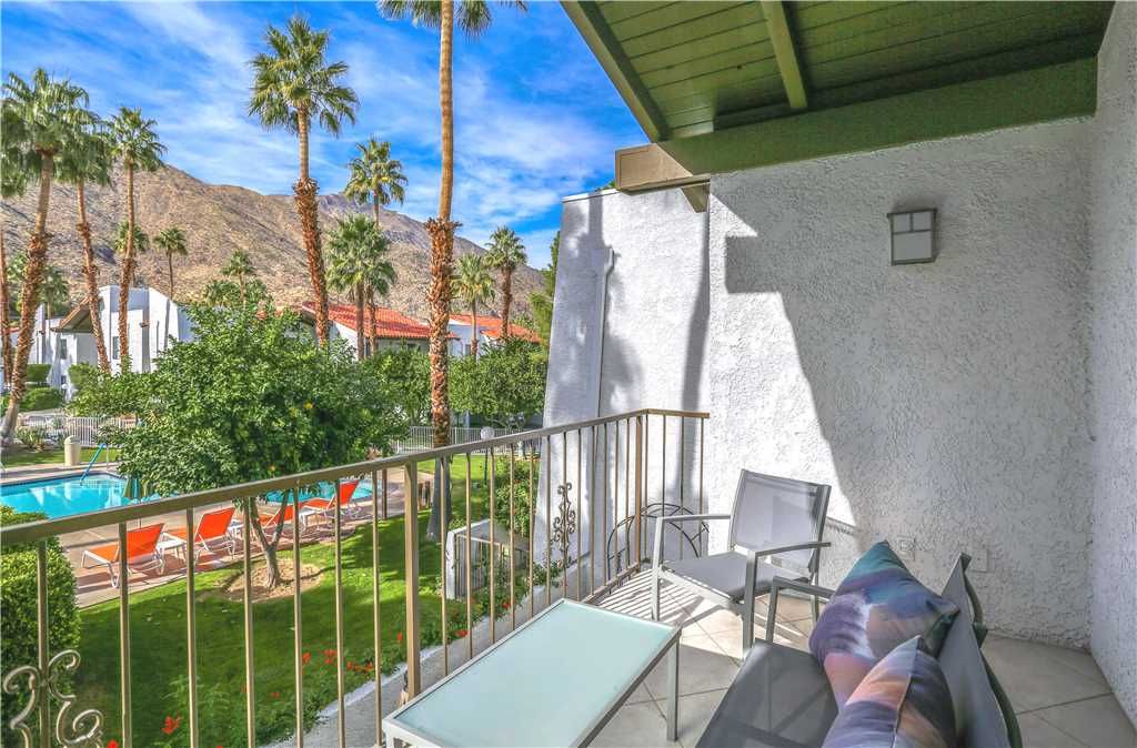 Photo of Patio Balcony in Canyon Corridor