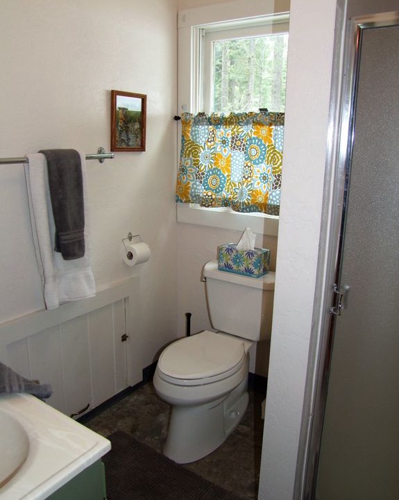 Photo of Bathroom in Tahoe Pines