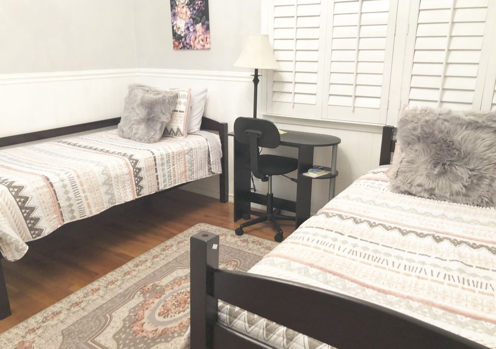 Photo of Bedroom in Reseda