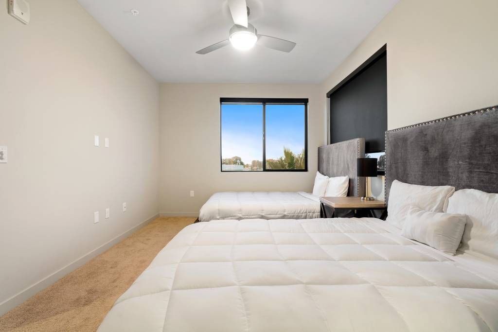 Photo of Bedroom in Platinum Triangle