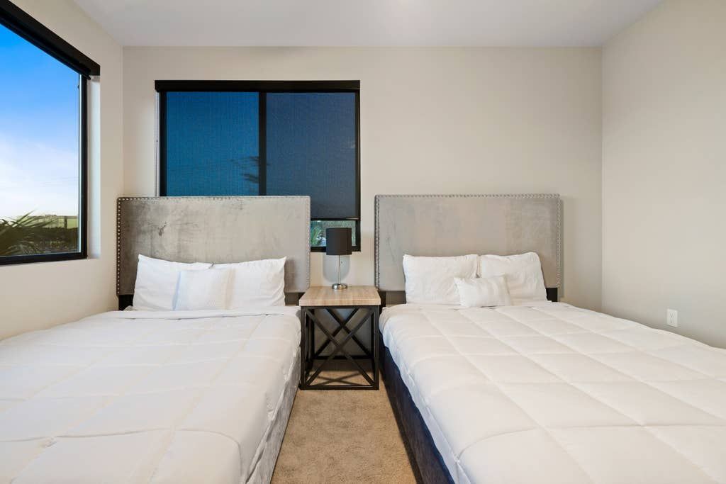 Photo of Bedroom in Platinum Triangle