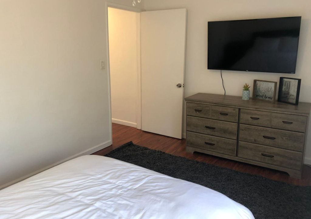 Photo of Bedroom in Reseda