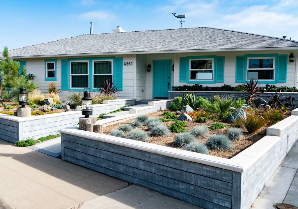 Photo of Buildings in La Jolla