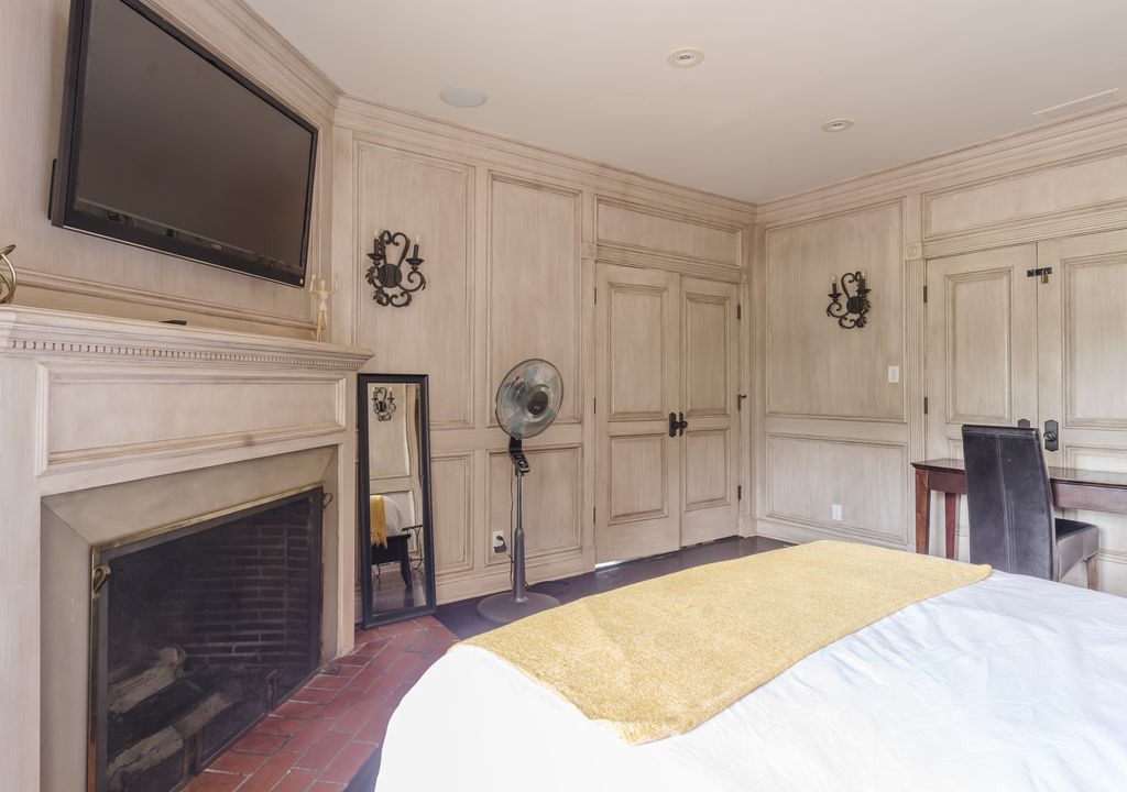Photo of Bedroom in Encino