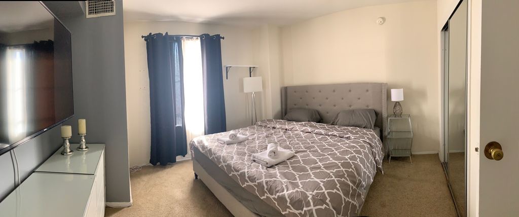 Photo of Bedroom in La Brea