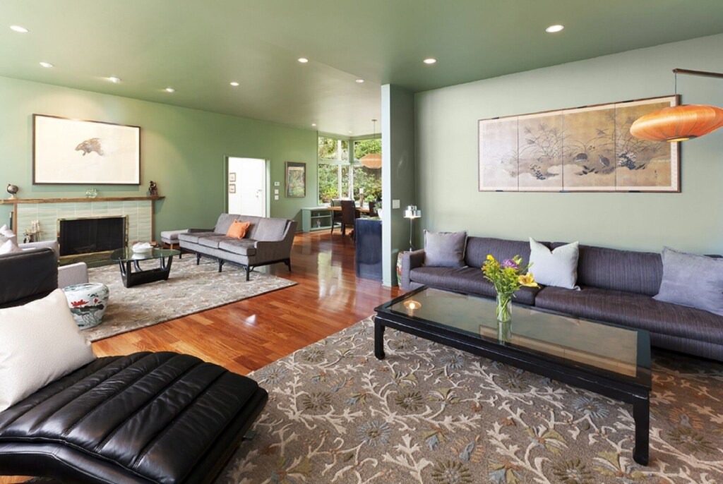 Photo of Livingroom in Ashbury Heights
