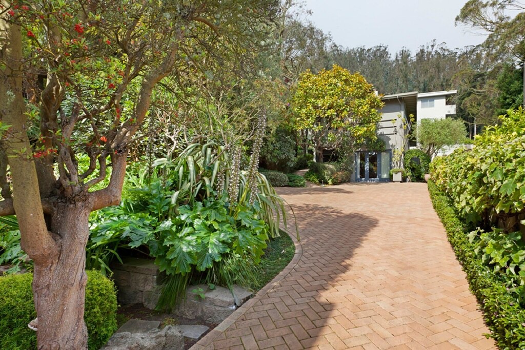 Photo of Others in Ashbury Heights