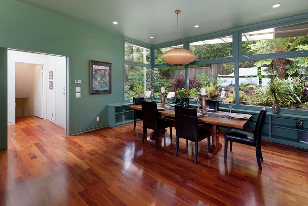 Photo of Livingroom in Ashbury Heights