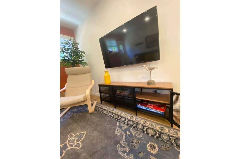 Photo of Bedroom in Felton