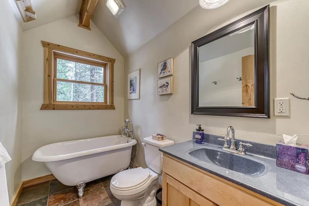 Photo of Bathroom in Whitehawk