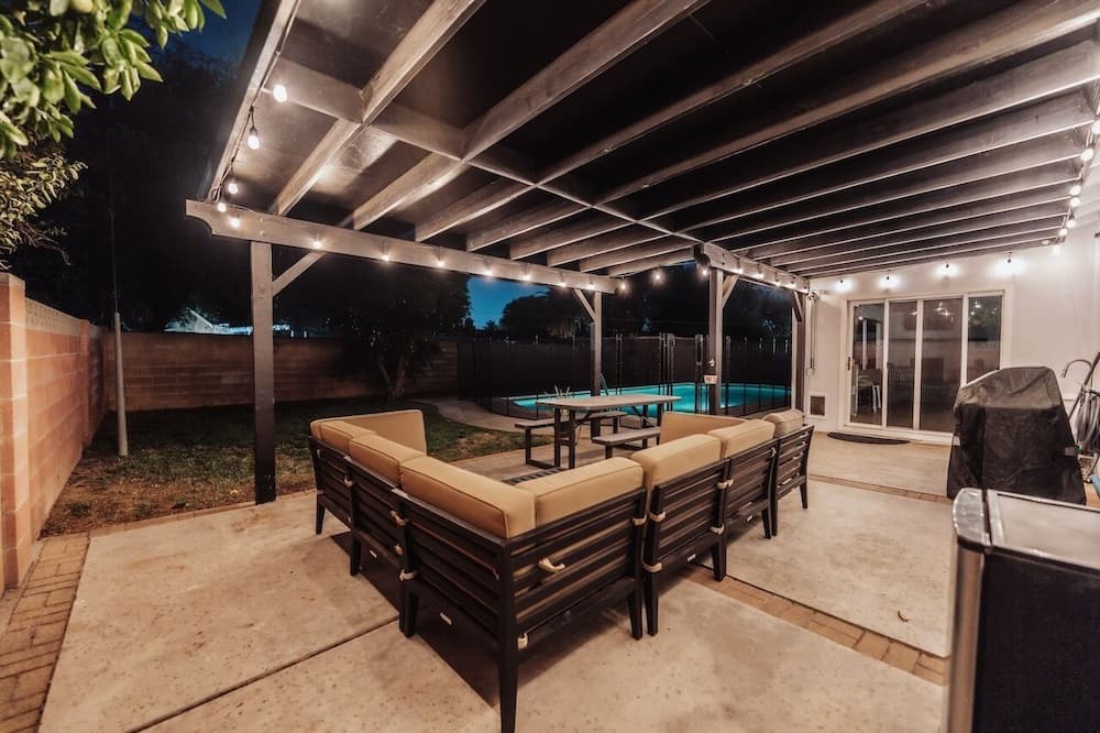 Photo of Outdoor in Canoga Park