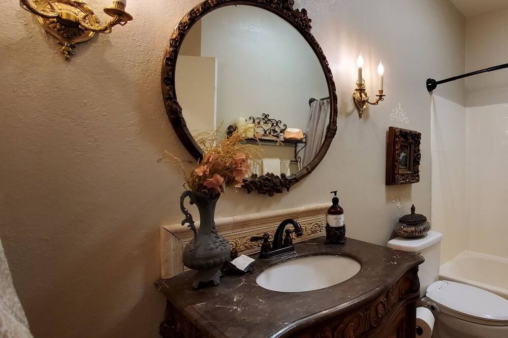 Photo of Bathroom in Menifee