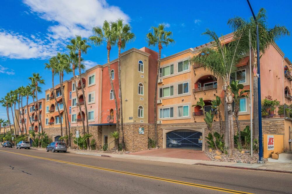 Photo of Outdoor in La Jolla Mesa