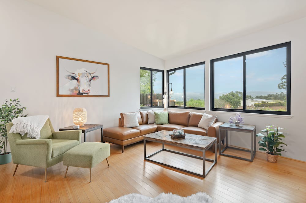 Photo of Bedroom in Las Positas