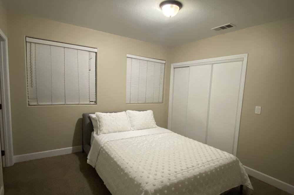 Photo of Bedroom in Norwalk