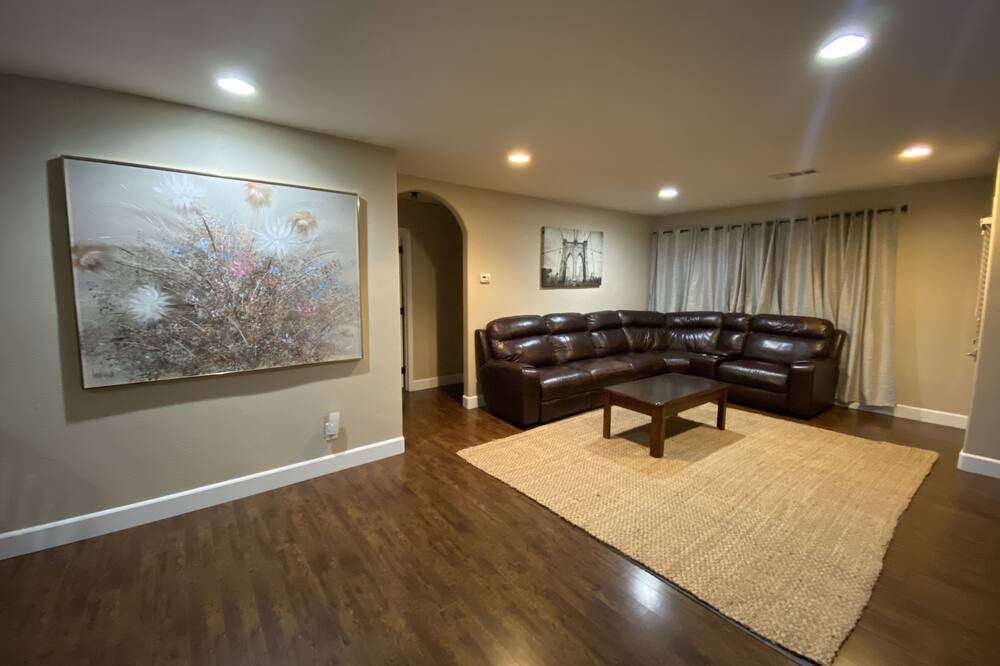Photo of Bedroom in Norwalk