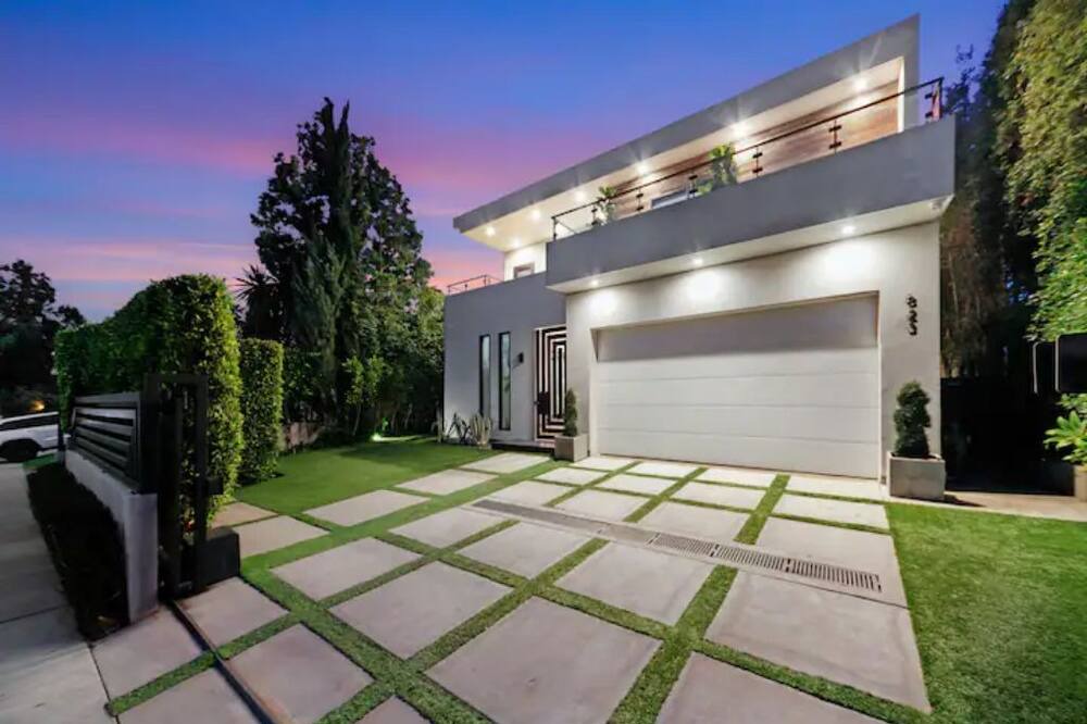 Photo of Outdoor in Melrose