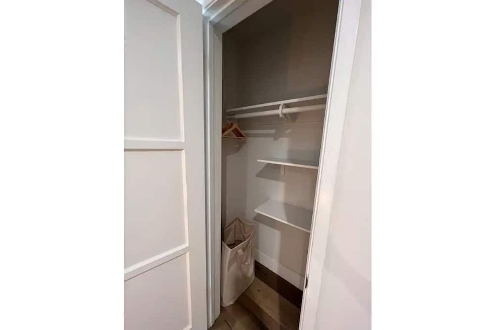 Photo of Bedroom in Northridge