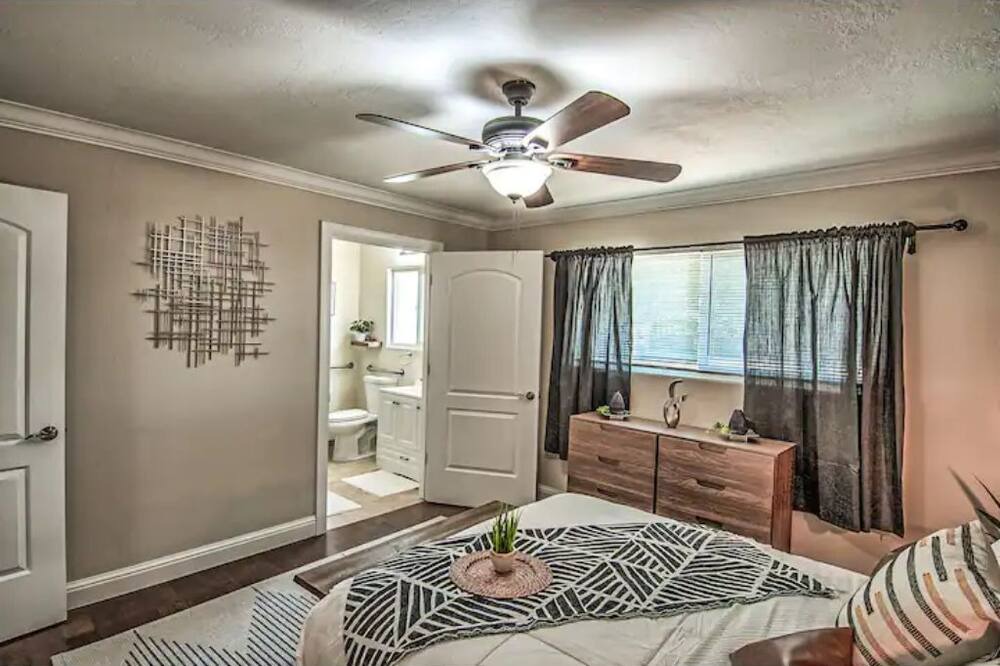 Photo of Bedroom in Redding