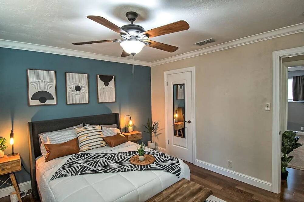 Photo of Bedroom in Redding