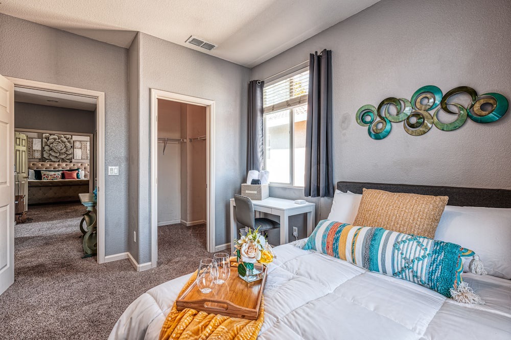 Photo of Bedroom in Regency Park