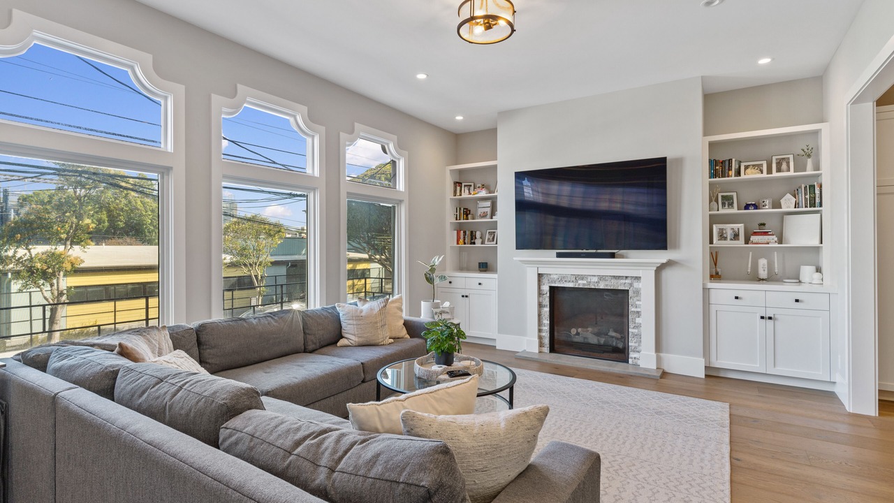 Photo of Livingroom in Cow Hollow