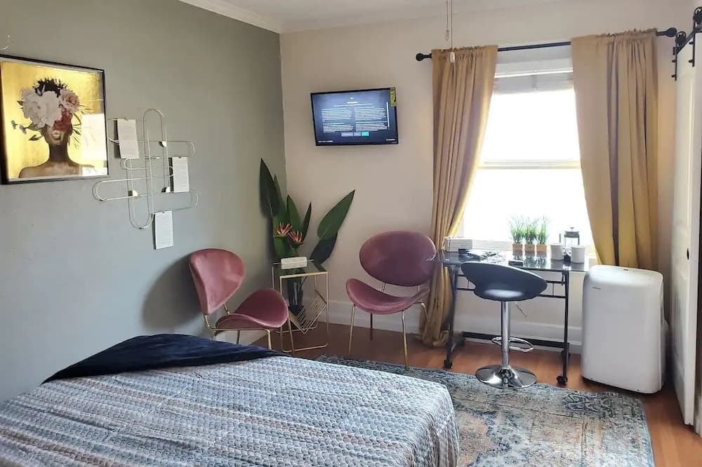 Photo of Bedroom in Cortez Hill