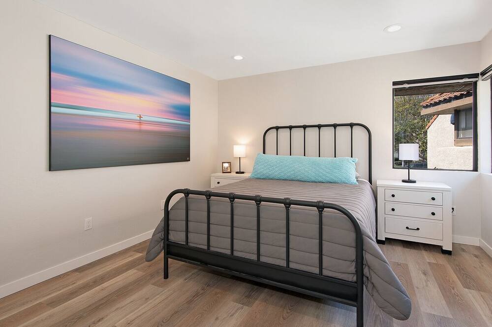 Photo of Bedroom in Del Mar Heights