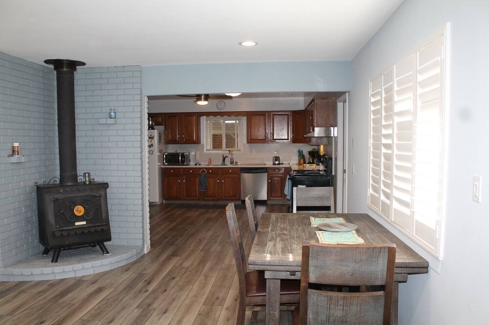 Photo of Livingroom in Plymouth