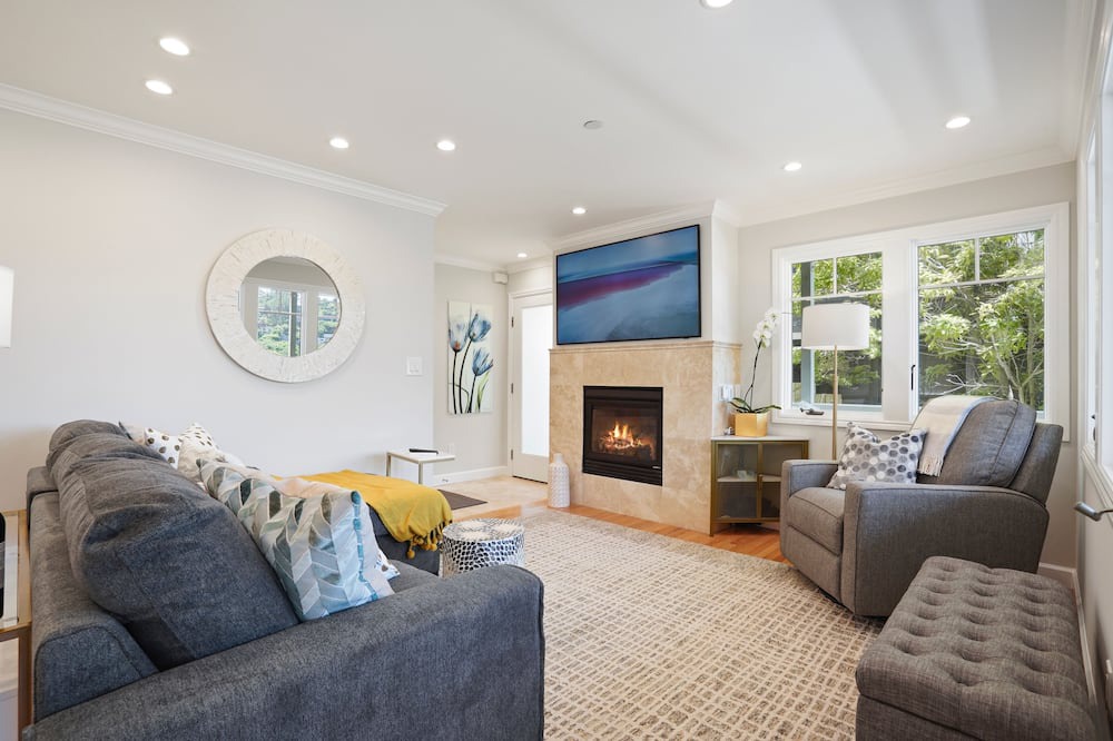 Photo of Livingroom in Sausalito