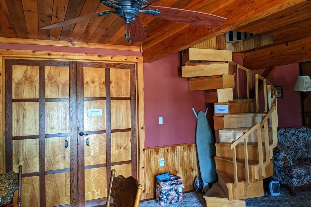 Photo of Livingroom in Glenn County